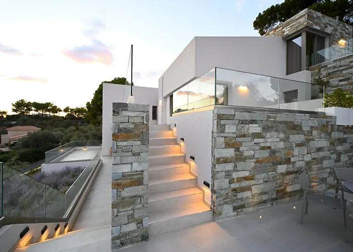 Phos Skiathos Villa Agia Paraskevi (Skiathos)