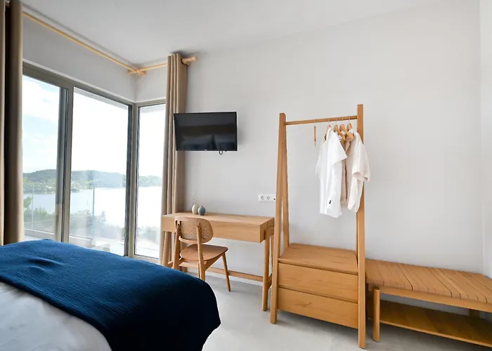 Phos Skiathos Agia Paraskevi (Skiathos)