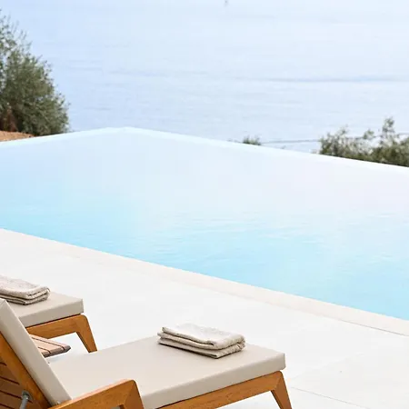 Phos Skiathos Aya Paraskevi